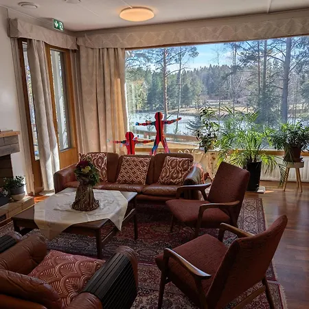Hallman Villa *
